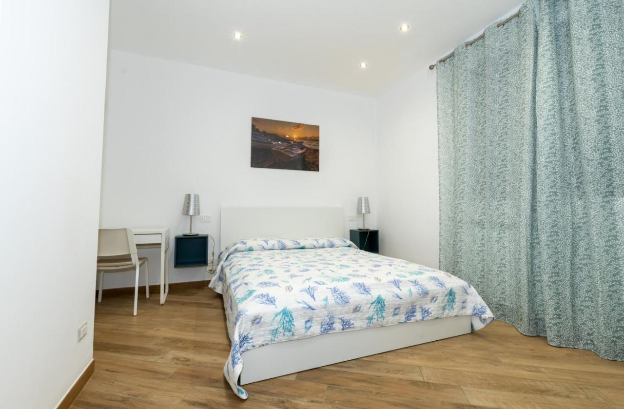 Casa Vacanze Da Maurizio Santa Flavia Bagian luar foto