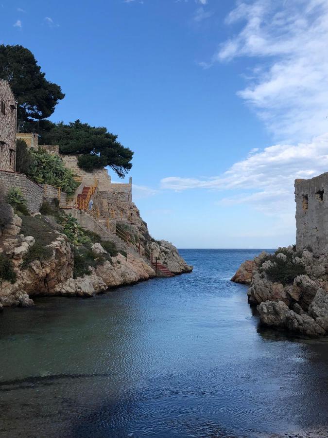 Casa Vacanze Da Maurizio Santa Flavia Bagian luar foto