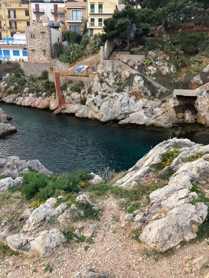 Casa Vacanze Da Maurizio Santa Flavia Bagian luar foto