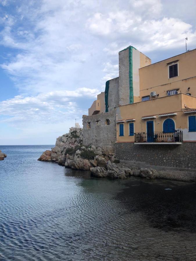 Casa Vacanze Da Maurizio Santa Flavia Bagian luar foto